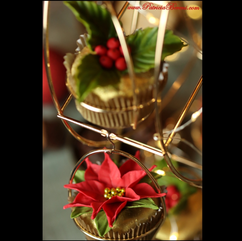 Christmas Gold Cupcake Stand 4